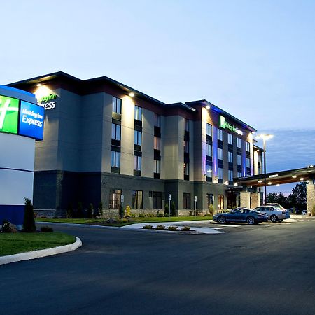 Holiday Inn Express Pembroke By Ihg Luaran gambar