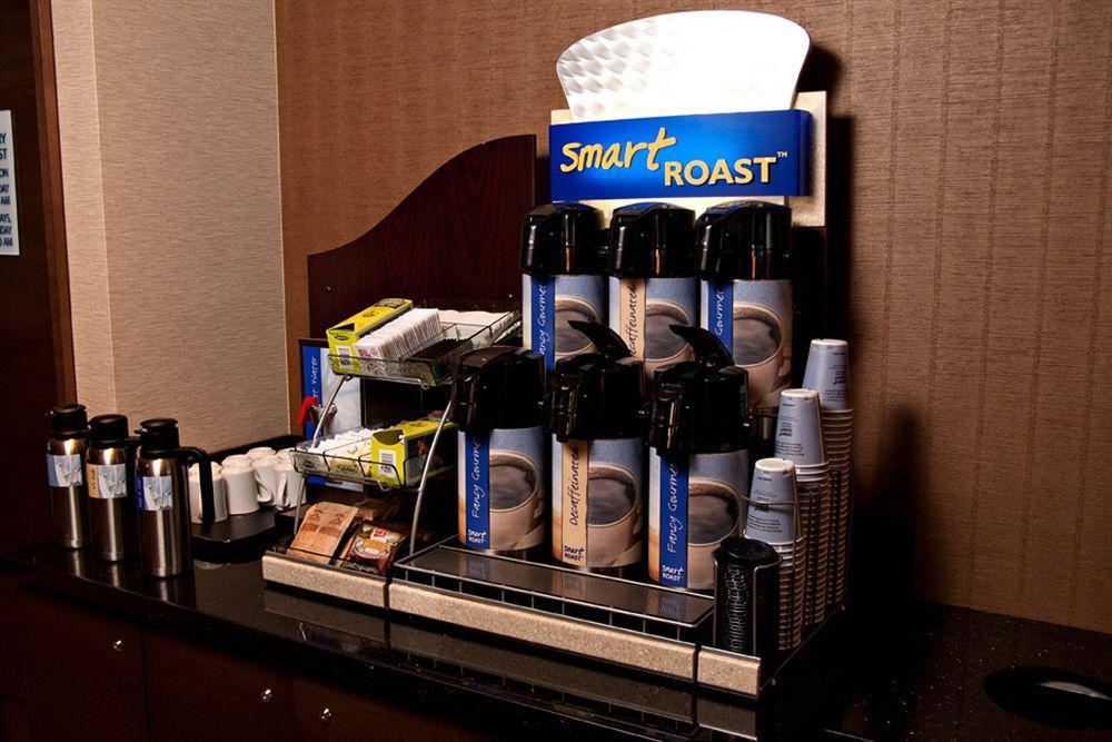 Holiday Inn Express Pembroke By Ihg Luaran gambar