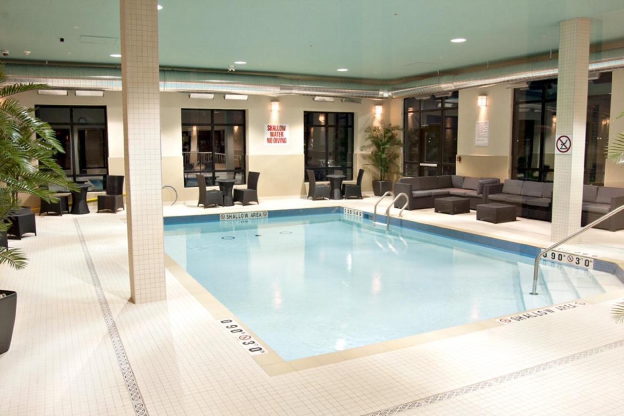 Holiday Inn Express Pembroke By Ihg Luaran gambar