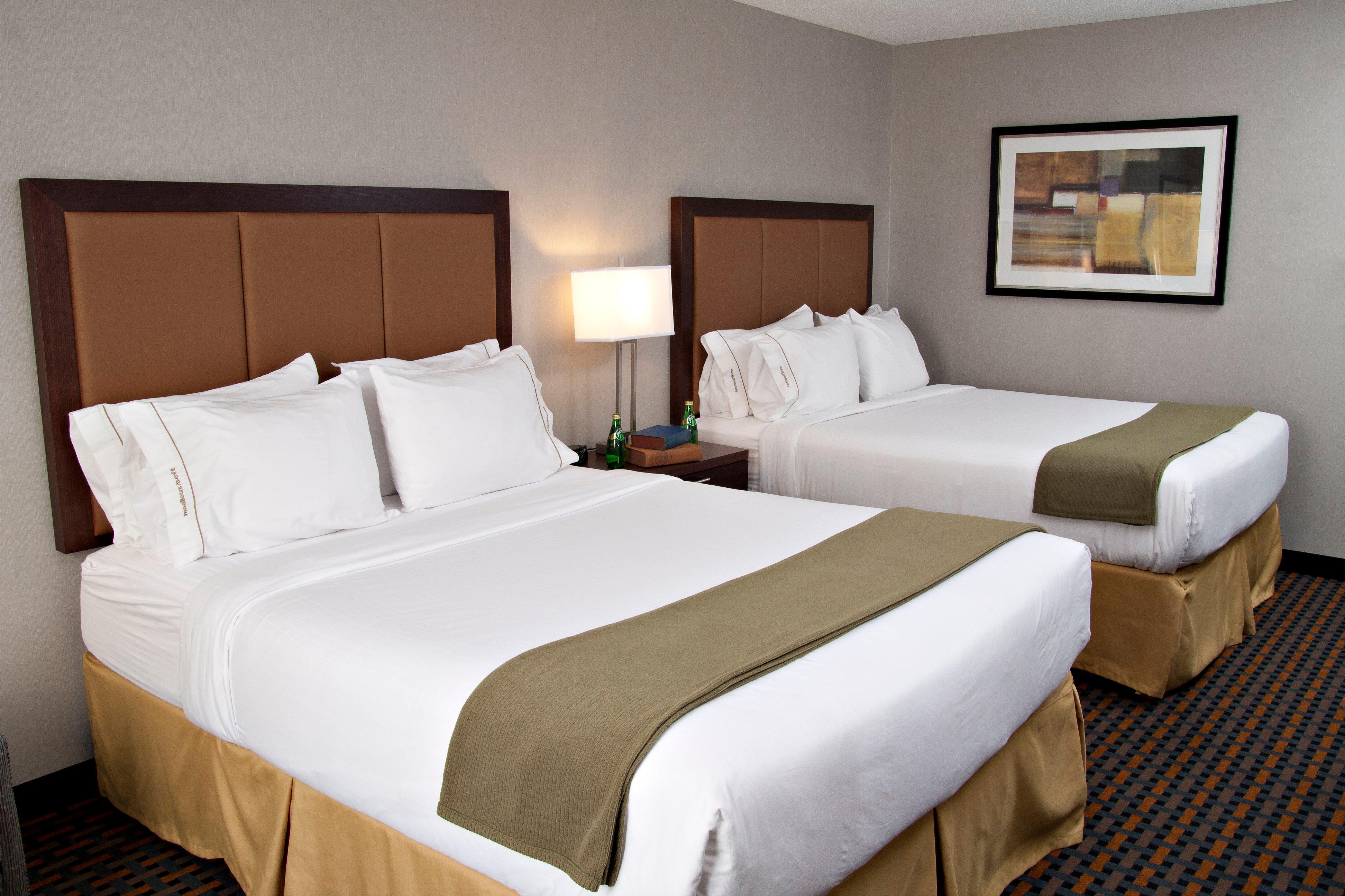 Holiday Inn Express Pembroke By Ihg Luaran gambar