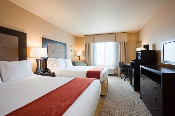 Holiday Inn Express Pembroke By Ihg Luaran gambar